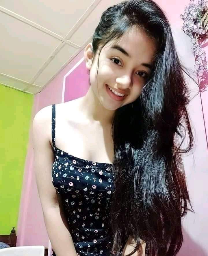 Reshma Khan is the best Call Girl Service Lucknow